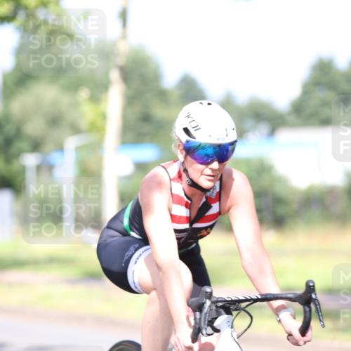 10.08.2025 - GEWOBA Citytriathlon Bremen Yannick Fuchs http://msf.ph/oto/8544342 10.08.2025 10:56:56 Radfahren 5, 101, 145, 454, 501 meine-sportfotos.de