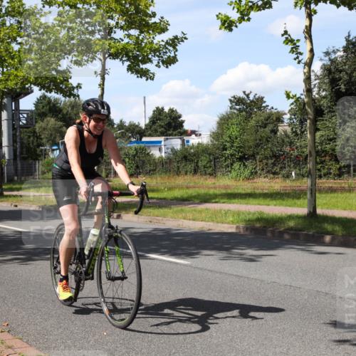 10.08.2025 - GEWOBA Citytriathlon Bremen Yannick Fuchs http://msf.ph/oto/8544364 10.08.2025 14:49:32 Radfahren 6, 286, 328, 377, 401, 402, 429, 461, 466, 491, 517 meine-sportfotos.de