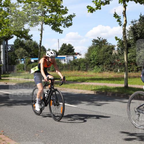 10.08.2025 - GEWOBA Citytriathlon Bremen Yannick Fuchs http://msf.ph/oto/8544389 10.08.2025 14:49:42 Radfahren 6, 169, 193, 286, 305, 328, 377, 402, 407, 429, 461, 466, 491, 517 meine-sportfotos.de
