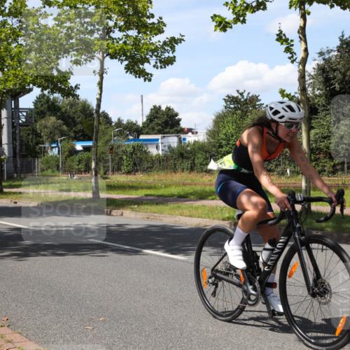 10.08.2025 - GEWOBA Citytriathlon Bremen Yannick Fuchs http://msf.ph/oto/8544391 10.08.2025 14:49:42 Radfahren 6, 169, 193, 286, 305, 328, 377, 402, 407, 429, 461, 466, 491, 517 meine-sportfotos.de