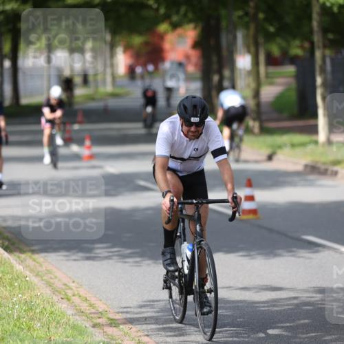 10.08.2025 - GEWOBA Citytriathlon Bremen Yannick Fuchs http://msf.ph/oto/8544394 10.08.2025 12:54:38 Radfahren 580, 582, 634, 736, 783, 789, 790, 826 meine-sportfotos.de