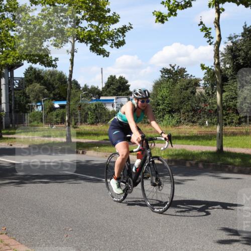 10.08.2025 - GEWOBA Citytriathlon Bremen Yannick Fuchs http://msf.ph/oto/8544399 10.08.2025 14:49:50 Radfahren 6, 169, 193, 293, 305, 322, 328, 377, 402, 407, 429, 466, 509, 517 meine-sportfotos.de