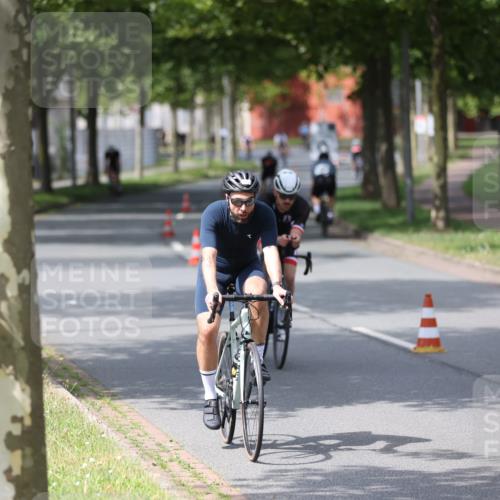 10.08.2025 - GEWOBA Citytriathlon Bremen Yannick Fuchs http://msf.ph/oto/8544400 10.08.2025 12:54:40 Radfahren 580, 582, 634, 736, 783, 789, 790, 826 meine-sportfotos.de