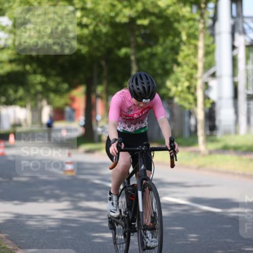 10.08.2025 - GEWOBA Citytriathlon Bremen Yannick Fuchs http://msf.ph/oto/8544426 10.08.2025 10:57:46 Radfahren 35, 159, 215, 458 meine-sportfotos.de