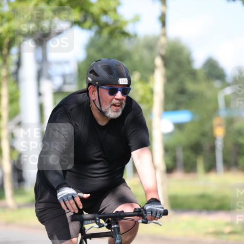 10.08.2025 - GEWOBA Citytriathlon Bremen Yannick Fuchs http://msf.ph/oto/8544472 10.08.2025 10:57:54 Radfahren 35, 125, 143, 159, 185, 458 meine-sportfotos.de