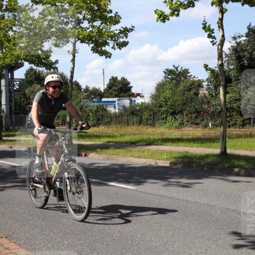 10.08.2025 - GEWOBA Citytriathlon Bremen Yannick Fuchs http://msf.ph/oto/8544593 10.08.2025 14:52:15 Radfahren 315, 321, 327, 341, 361, 381, 412, 428, 496, 520 meine-sportfotos.de