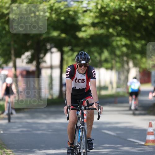 10.08.2025 - GEWOBA Citytriathlon Bremen Yannick Fuchs http://msf.ph/oto/8544681 10.08.2025 10:58:28 Radfahren 1, 95, 165, 221, 402, 472, 506, 513 meine-sportfotos.de