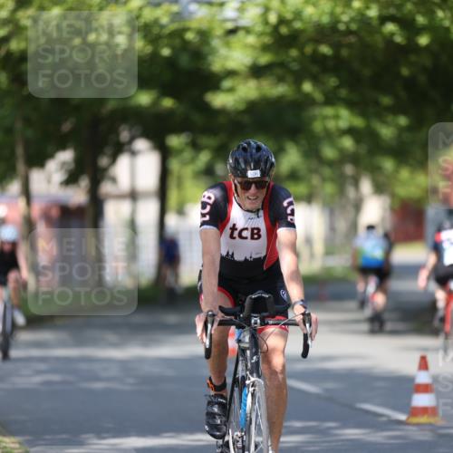 10.08.2025 - GEWOBA Citytriathlon Bremen Yannick Fuchs http://msf.ph/oto/8544684 10.08.2025 10:58:28 Radfahren 1, 95, 165, 221, 402, 472, 506, 513 meine-sportfotos.de