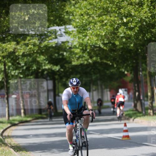 10.08.2025 - GEWOBA Citytriathlon Bremen Yannick Fuchs http://msf.ph/oto/8544707 10.08.2025 12:55:14 Radfahren 563, 696, 714, 761, 766, 794, 877, 982, 1015 meine-sportfotos.de
