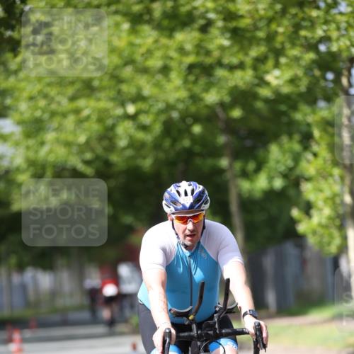 10.08.2025 - GEWOBA Citytriathlon Bremen Yannick Fuchs http://msf.ph/oto/8544723 10.08.2025 12:55:15 Radfahren 696, 714, 761, 766, 794, 877, 982, 1015 meine-sportfotos.de