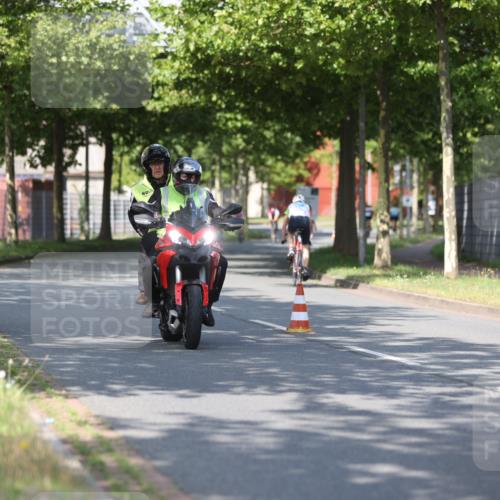 10.08.2025 - GEWOBA Citytriathlon Bremen Yannick Fuchs http://msf.ph/oto/8544747 10.08.2025 10:58:40 Radfahren 57, 95, 191, 221, 450 meine-sportfotos.de
