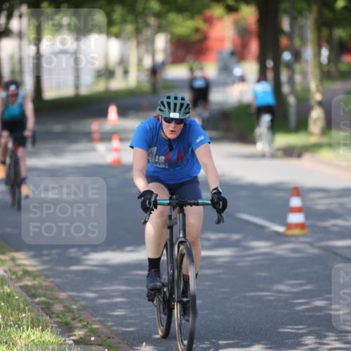 10.08.2025 - GEWOBA Citytriathlon Bremen Yannick Fuchs http://msf.ph/oto/8544781 10.08.2025 10:59:42 Radfahren 59, 417, 463, 475 meine-sportfotos.de