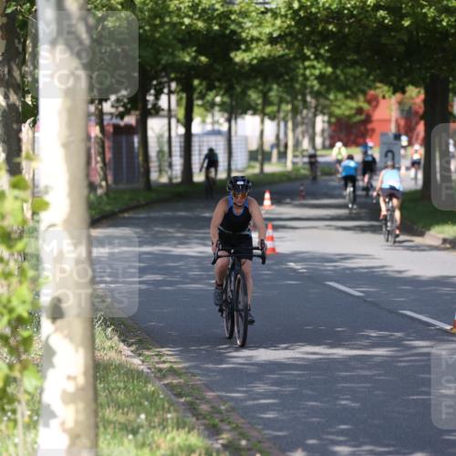 10.08.2025 - GEWOBA Citytriathlon Bremen Yannick Fuchs http://msf.ph/oto/8544807 10.08.2025 10:59:46 Radfahren 47, 59, 141, 417, 463, 475, 498 meine-sportfotos.de
