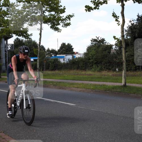 10.08.2025 - GEWOBA Citytriathlon Bremen Yannick Fuchs http://msf.ph/oto/8544833 10.08.2025 14:54:35 Radfahren 194, 316, 355, 370, 387, 393, 440, 489, 507, 514, 518 meine-sportfotos.de