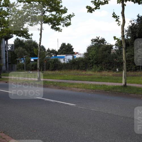 10.08.2025 - GEWOBA Citytriathlon Bremen Yannick Fuchs http://msf.ph/oto/8544837 10.08.2025 14:54:39 Radfahren 194, 316, 355, 370, 387, 393, 440, 489, 507, 514, 518 meine-sportfotos.de