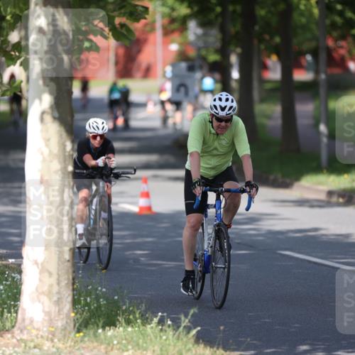 10.08.2025 - GEWOBA Citytriathlon Bremen Yannick Fuchs http://msf.ph/oto/8544842 10.08.2025 10:59:56 Radfahren 47, 141, 197, 201, 417, 475, 482, 498 meine-sportfotos.de