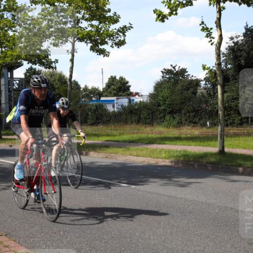 10.08.2025 - GEWOBA Citytriathlon Bremen Yannick Fuchs http://msf.ph/oto/8544860 10.08.2025 14:55:04 Radfahren 335, 357, 375, 424, 430, 450, 451, 511, 524 meine-sportfotos.de
