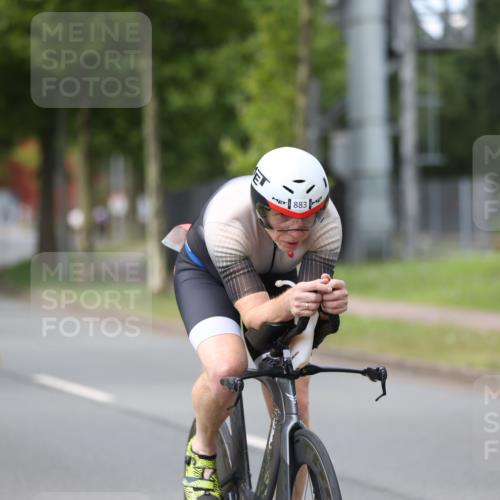 10.08.2025 - GEWOBA Citytriathlon Bremen Yannick Fuchs http://msf.ph/oto/8544876 10.08.2025 12:55:57 Radfahren 636, 765, 779, 784, 883, 890, 896, 1024, 1025 meine-sportfotos.de