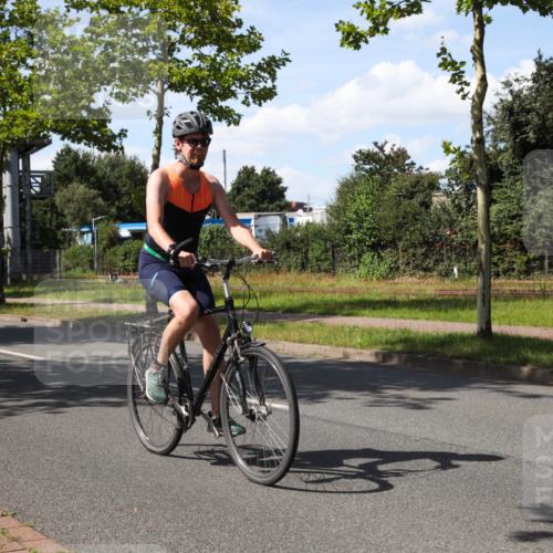 10.08.2025 - GEWOBA Citytriathlon Bremen Yannick Fuchs http://msf.ph/oto/8544904 10.08.2025 14:55:57 Radfahren 149 meine-sportfotos.de