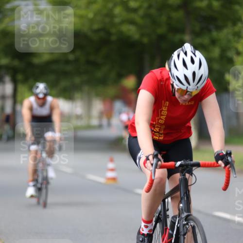 10.08.2025 - GEWOBA Citytriathlon Bremen Yannick Fuchs http://msf.ph/oto/8544915 10.08.2025 12:56:08 Radfahren 589, 662, 764, 765, 784, 883, 896, 1024, 1025 meine-sportfotos.de