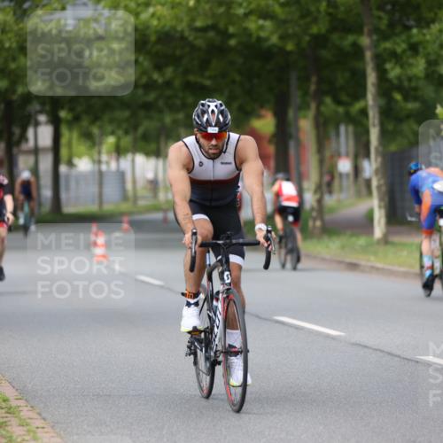 10.08.2025 - GEWOBA Citytriathlon Bremen Yannick Fuchs http://msf.ph/oto/8544923 10.08.2025 12:56:08 Radfahren 589, 662, 764, 765, 784, 883, 896, 1024, 1025 meine-sportfotos.de