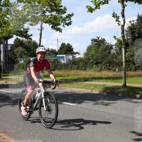 10.08.2025 - GEWOBA Citytriathlon Bremen Yannick Fuchs http://msf.ph/oto/8544936 10.08.2025 14:56:48 Radfahren 299, 392, 435 meine-sportfotos.de