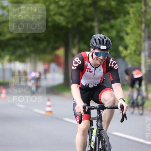 10.08.2025 - GEWOBA Citytriathlon Bremen Yannick Fuchs http://msf.ph/oto/8544945 10.08.2025 12:56:11 Radfahren 589, 662, 764, 765, 784, 844, 1024, 1025 meine-sportfotos.de