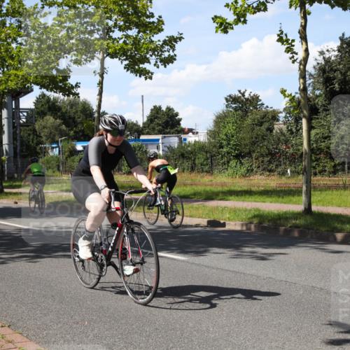 10.08.2025 - GEWOBA Citytriathlon Bremen Yannick Fuchs http://msf.ph/oto/8544952 10.08.2025 14:57:07 Radfahren 388, 414, 435 meine-sportfotos.de