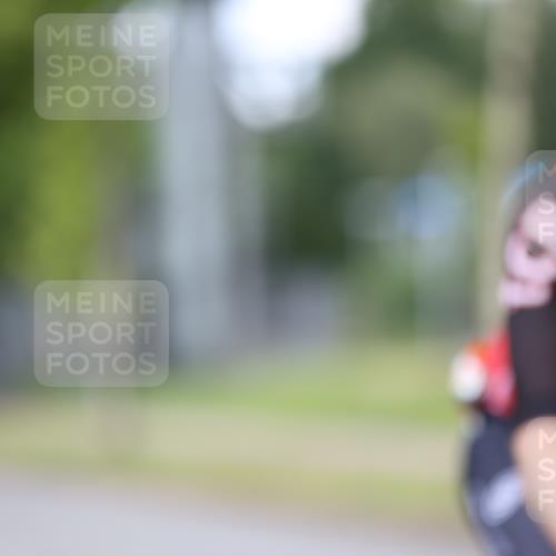 10.08.2025 - GEWOBA Citytriathlon Bremen Yannick Fuchs http://msf.ph/oto/8544953 10.08.2025 12:56:11 Radfahren 589, 662, 764, 765, 784, 844, 1024, 1025 meine-sportfotos.de