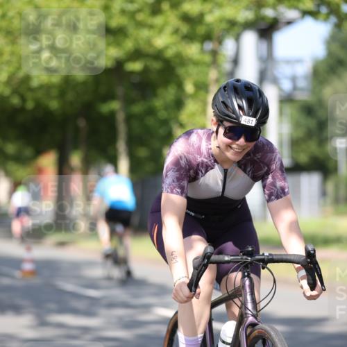 10.08.2025 - GEWOBA Citytriathlon Bremen Yannick Fuchs http://msf.ph/oto/8544954 10.08.2025 11:01:51 Radfahren 89, 199, 481 meine-sportfotos.de