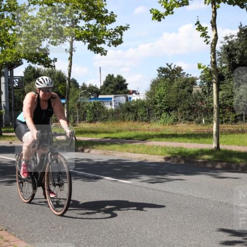 10.08.2025 - GEWOBA Citytriathlon Bremen Yannick Fuchs http://msf.ph/oto/8544964 10.08.2025 14:57:39 Radfahren 340, 398, 413, 420, 437, 452 meine-sportfotos.de