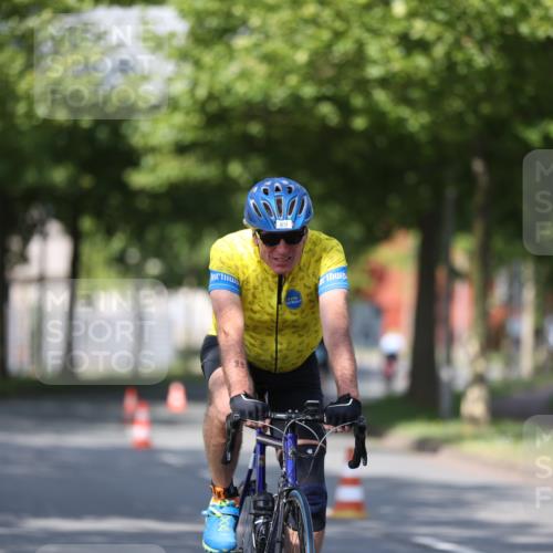 10.08.2025 - GEWOBA Citytriathlon Bremen Yannick Fuchs http://msf.ph/oto/8544965 10.08.2025 11:01:58 Radfahren 89 meine-sportfotos.de