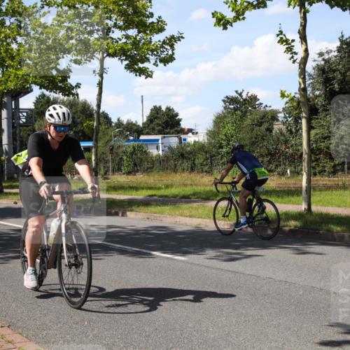 10.08.2025 - GEWOBA Citytriathlon Bremen Yannick Fuchs http://msf.ph/oto/8544971 10.08.2025 14:57:40 Radfahren 340, 398, 413, 420, 437, 452 meine-sportfotos.de