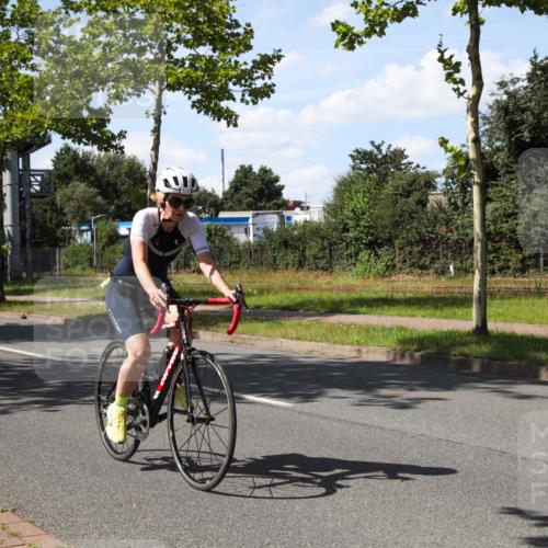 10.08.2025 - GEWOBA Citytriathlon Bremen Yannick Fuchs http://msf.ph/oto/8544986 10.08.2025 14:58:13 Radfahren 425, 512, 515 meine-sportfotos.de