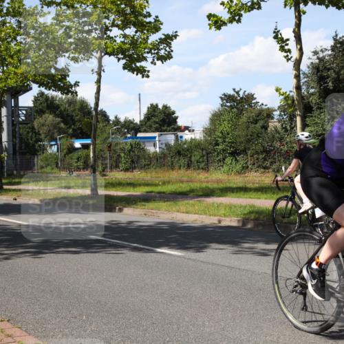 10.08.2025 - GEWOBA Citytriathlon Bremen Yannick Fuchs http://msf.ph/oto/8544999 10.08.2025 14:58:42 Radfahren 319, 421, 521 meine-sportfotos.de