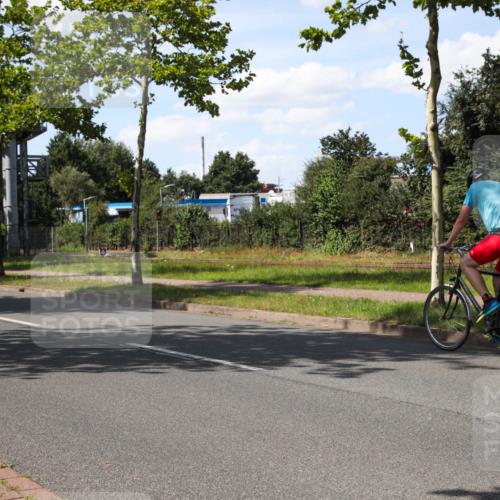 10.08.2025 - GEWOBA Citytriathlon Bremen Yannick Fuchs http://msf.ph/oto/8545027 10.08.2025 15:01:46 Radfahren  meine-sportfotos.de