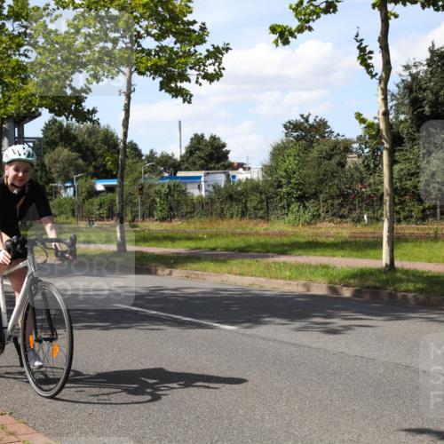 10.08.2025 - GEWOBA Citytriathlon Bremen Yannick Fuchs http://msf.ph/oto/8545038 10.08.2025 15:03:00 Radfahren 236, 354, 529 meine-sportfotos.de
