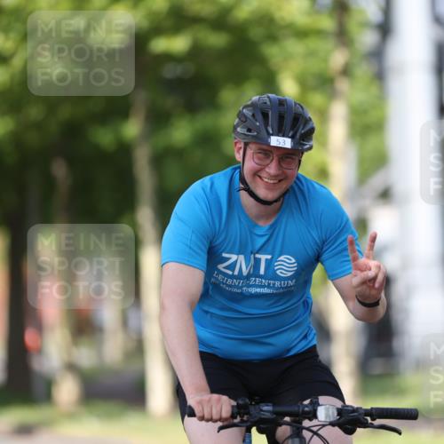 10.08.2025 - GEWOBA Citytriathlon Bremen Yannick Fuchs http://msf.ph/oto/8545076 10.08.2025 11:02:46 Radfahren 23, 53, 135, 223, 484 meine-sportfotos.de