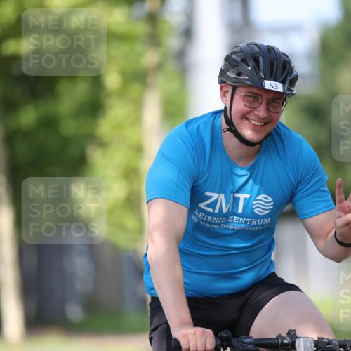 10.08.2025 - GEWOBA Citytriathlon Bremen Yannick Fuchs http://msf.ph/oto/8545079 10.08.2025 11:02:47 Radfahren 23, 53, 135, 223, 484 meine-sportfotos.de
