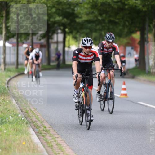 10.08.2025 - GEWOBA Citytriathlon Bremen Yannick Fuchs http://msf.ph/oto/8545084 10.08.2025 12:56:29 Radfahren 555, 567, 678, 706, 721, 737, 749, 764, 772, 782, 814, 831, 844 meine-sportfotos.de