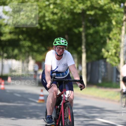10.08.2025 - GEWOBA Citytriathlon Bremen Yannick Fuchs http://msf.ph/oto/8545101 10.08.2025 11:02:50 Radfahren 23, 53, 135, 223 meine-sportfotos.de