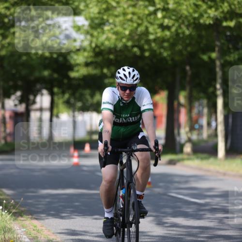 10.08.2025 - GEWOBA Citytriathlon Bremen Yannick Fuchs http://msf.ph/oto/8545198 10.08.2025 11:03:24 Radfahren 27, 55, 175, 177, 189, 415, 496 meine-sportfotos.de