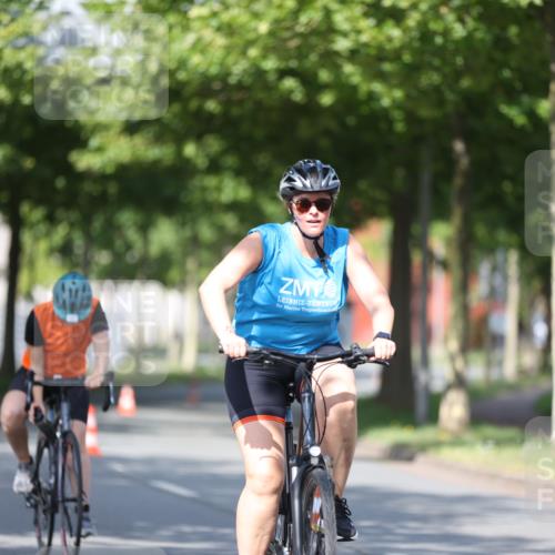 10.08.2025 - GEWOBA Citytriathlon Bremen Yannick Fuchs http://msf.ph/oto/8545218 10.08.2025 11:03:37 Radfahren 13, 55, 167 meine-sportfotos.de