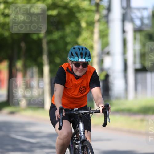 10.08.2025 - GEWOBA Citytriathlon Bremen Yannick Fuchs http://msf.ph/oto/8545231 10.08.2025 11:03:39 Radfahren 13, 55, 167 meine-sportfotos.de