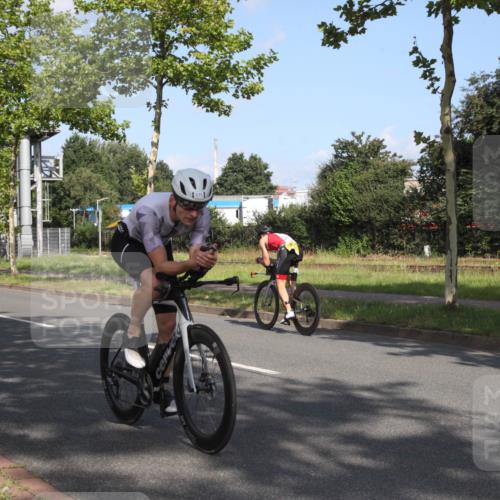 10.08.2025 - GEWOBA Citytriathlon Bremen Yannick Fuchs http://msf.ph/oto/8545237 10.08.2025 10:23:31 Radfahren 375 meine-sportfotos.de