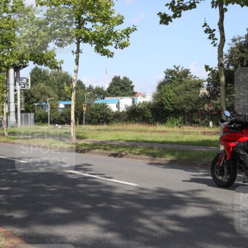 10.08.2025 - GEWOBA Citytriathlon Bremen Yannick Fuchs http://msf.ph/oto/8545242 10.08.2025 10:23:38 Radfahren 375 meine-sportfotos.de