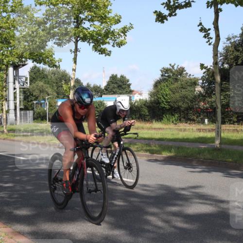 10.08.2025 - GEWOBA Citytriathlon Bremen Yannick Fuchs http://msf.ph/oto/8545264 10.08.2025 10:25:15 Radfahren 368, 438 meine-sportfotos.de