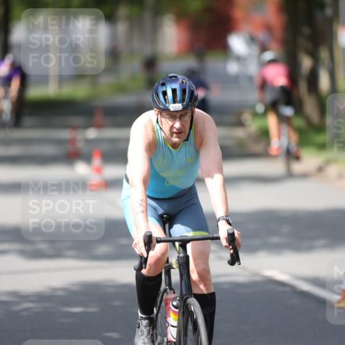 10.08.2025 - GEWOBA Citytriathlon Bremen Yannick Fuchs http://msf.ph/oto/8545410 10.08.2025 12:57:48 Radfahren 650, 660, 671, 825, 853, 869, 1018 meine-sportfotos.de