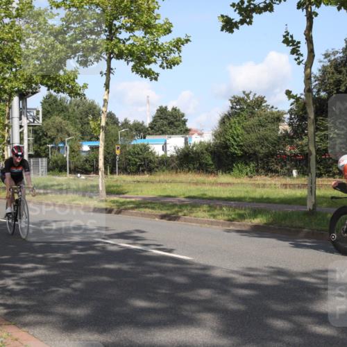 10.08.2025 - GEWOBA Citytriathlon Bremen Yannick Fuchs http://msf.ph/oto/8545425 10.08.2025 10:30:32 Radfahren 353, 377, 441, 471 meine-sportfotos.de