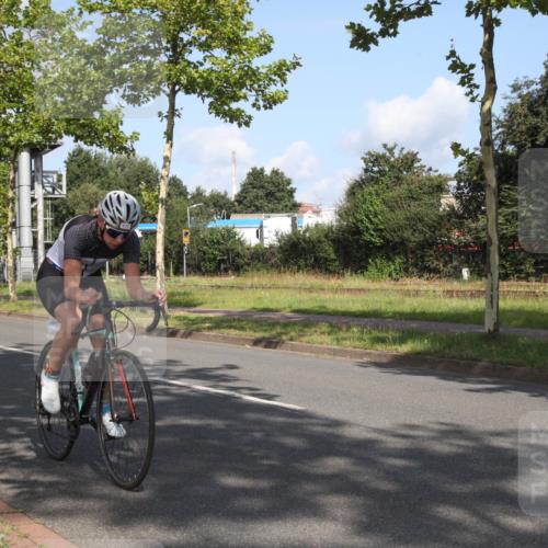 10.08.2025 - GEWOBA Citytriathlon Bremen Yannick Fuchs http://msf.ph/oto/8545437 10.08.2025 10:30:41 Radfahren 353, 376, 377, 471 meine-sportfotos.de